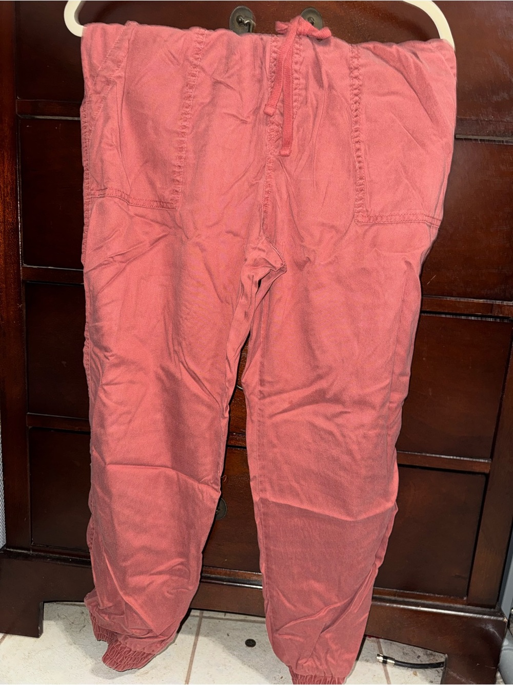 Women Casual Drawstring Jogger Pants in Coral